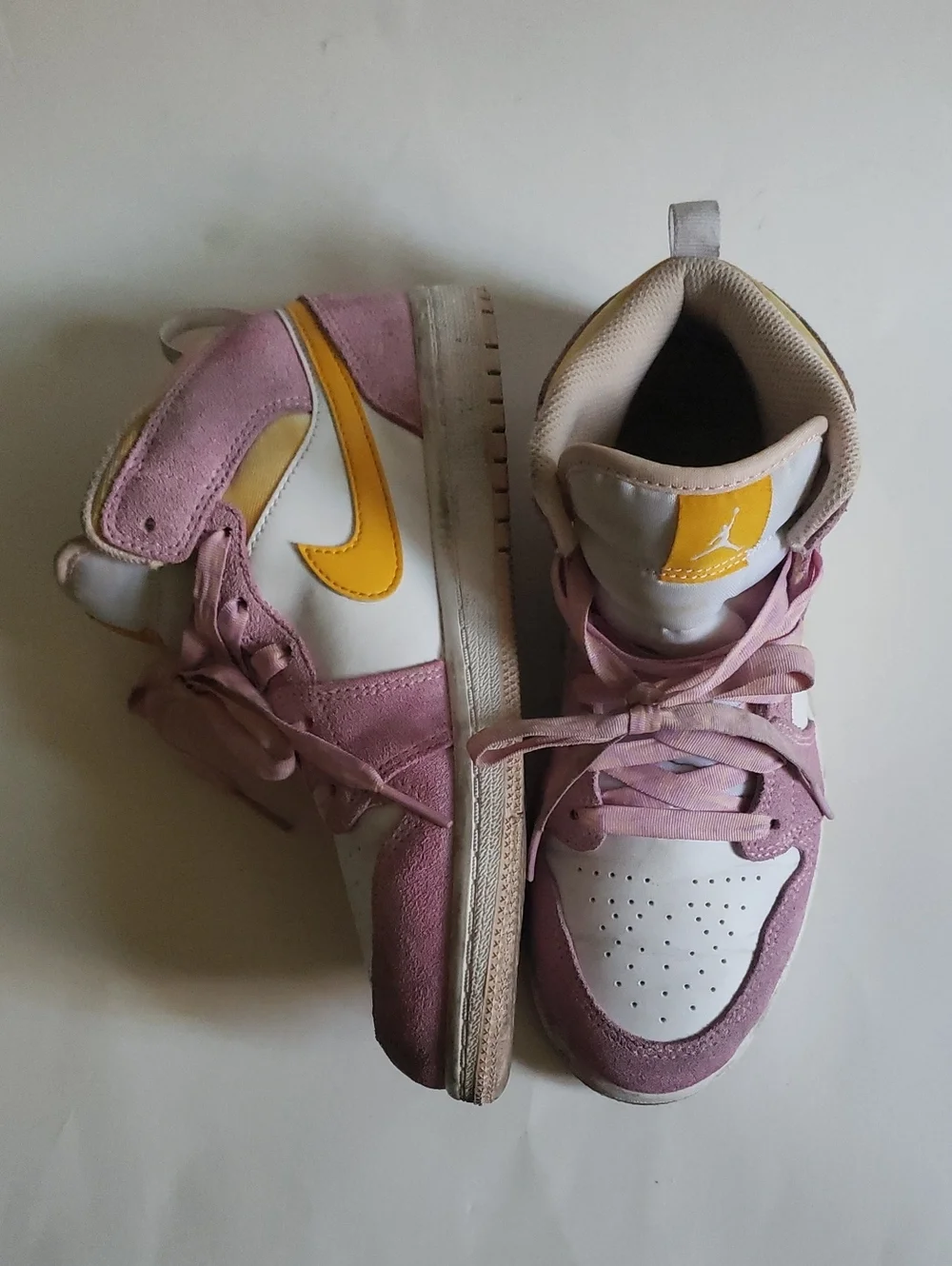Air Jordan 1 Mid SE Pink Mustard Yellow Suede Sneakers Size 3Y (DC9519-60